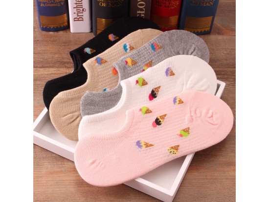 ถุงเท้ารองส้นน่ารักเนื้อดี แบรนด์ Miss Zuing