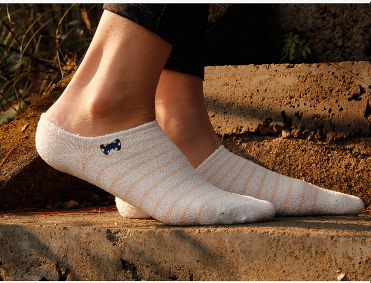 ถุงเท้าใต้ตาตุ่ม