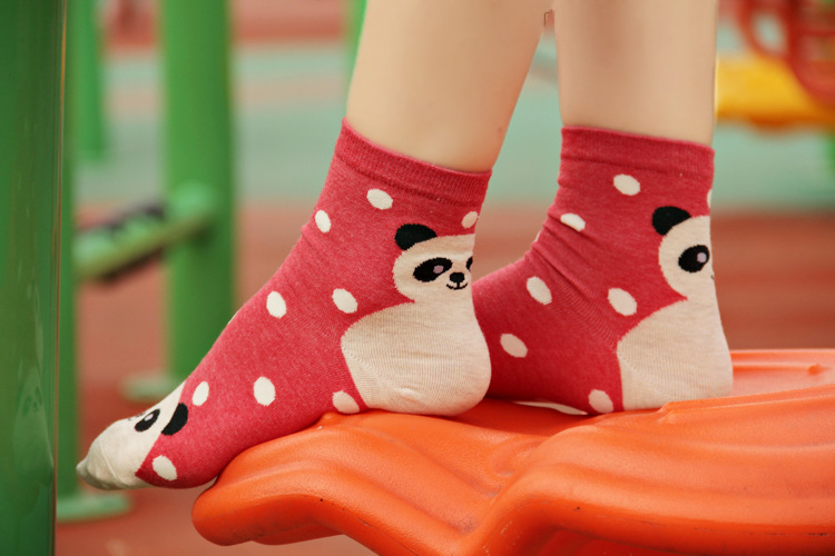 ถุงเท้าเกาหลี ลายแพนด้าแดงน่ารัก